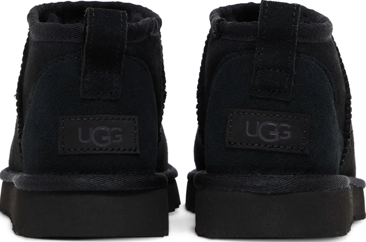 Mini Ultra W Classic UGG Black 0702